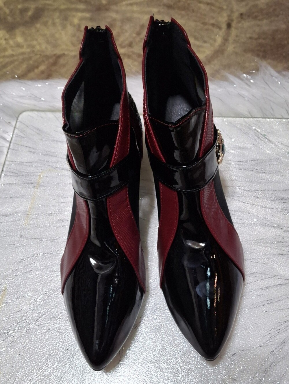 Women Black/Burgundy Mesh Ankle Booties Embellish Buckle Sculpted Heel Size 7.5 - Picture 5 of 16
